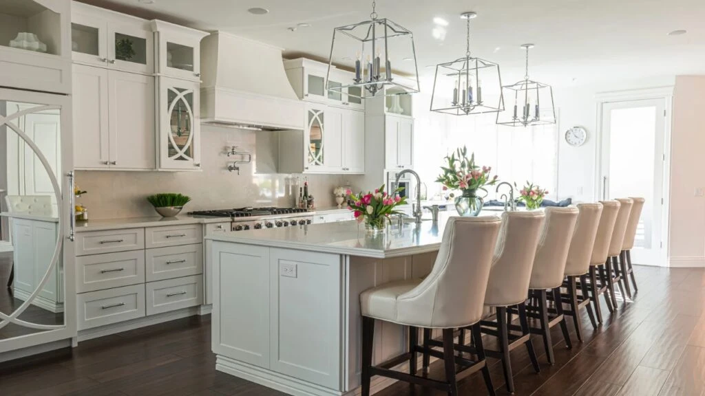 beautiful-white-kitchen-1024x576